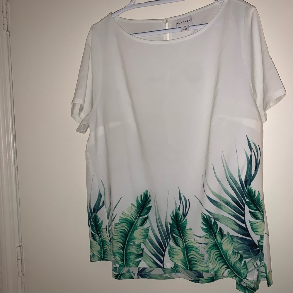 Ava & Viv White and Green Tropical Print Short Sleeve Blouse